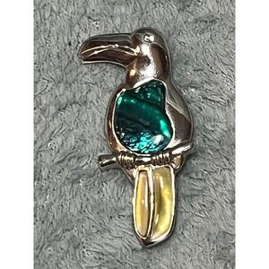 Vintage Toucan Bird Brooch Silver Tone Abalone Inlay Beak Figural Pin 2.25in